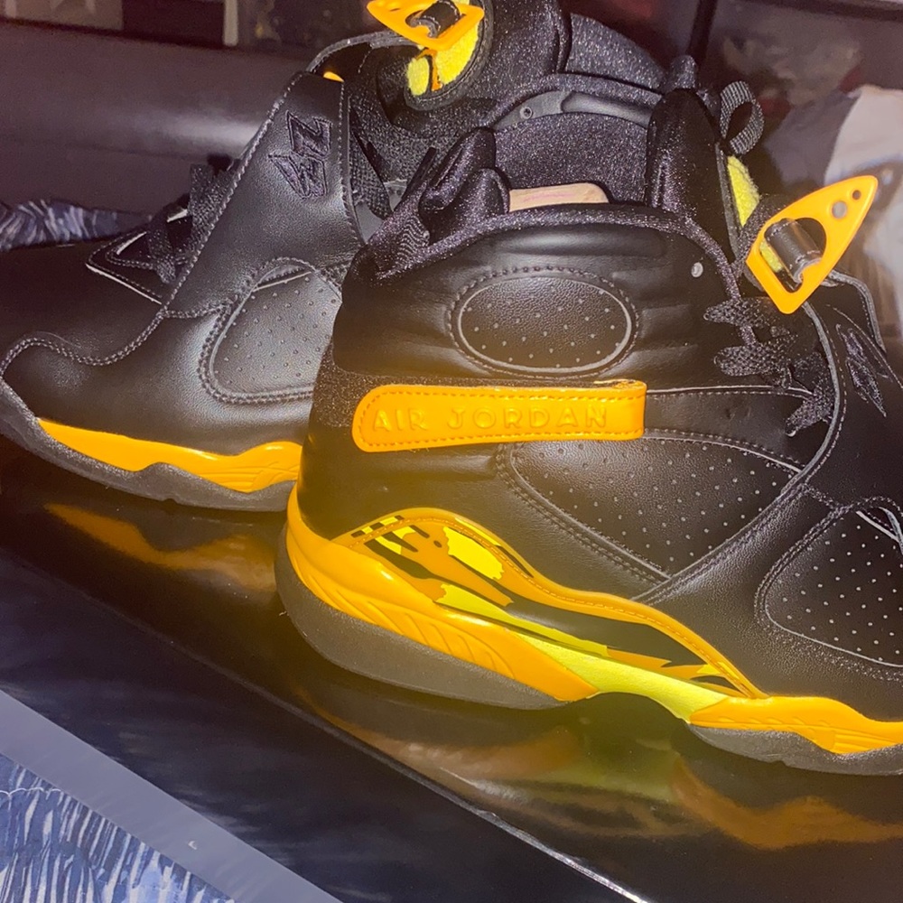 Jordan 8s